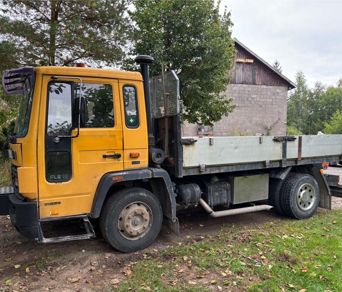 Lastwagen Volvo 612-FL6H42R/460