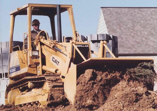 Caterpillar 935C Series II