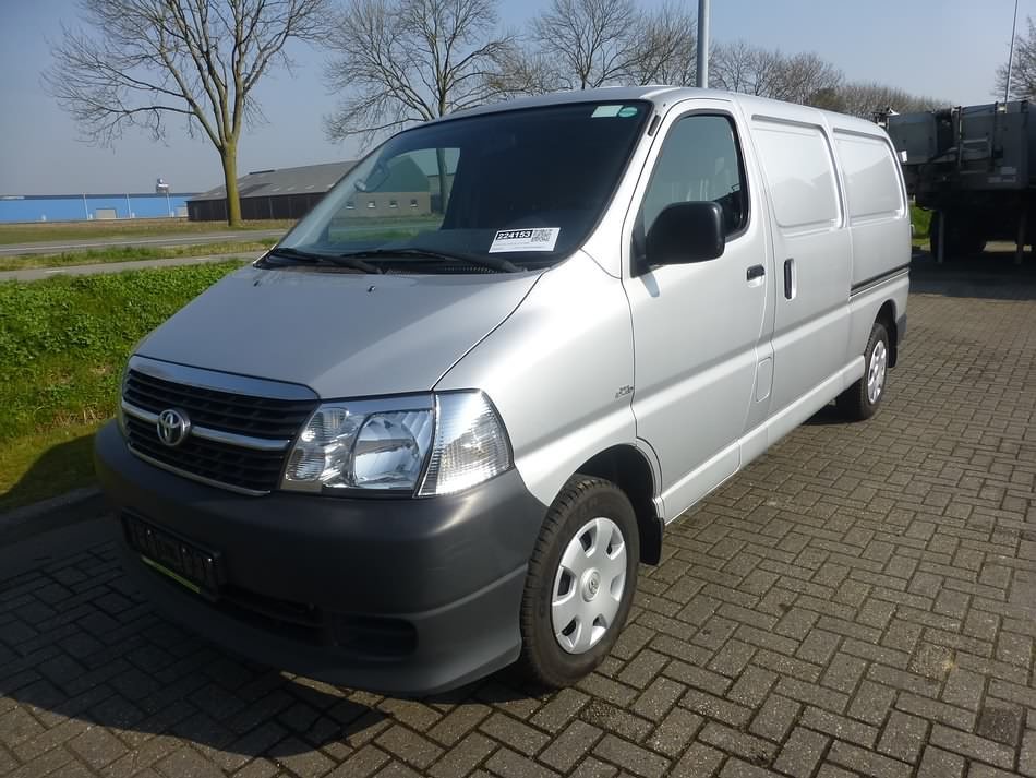 Van Toyota 2.5 D-4D 115 LANG SOD