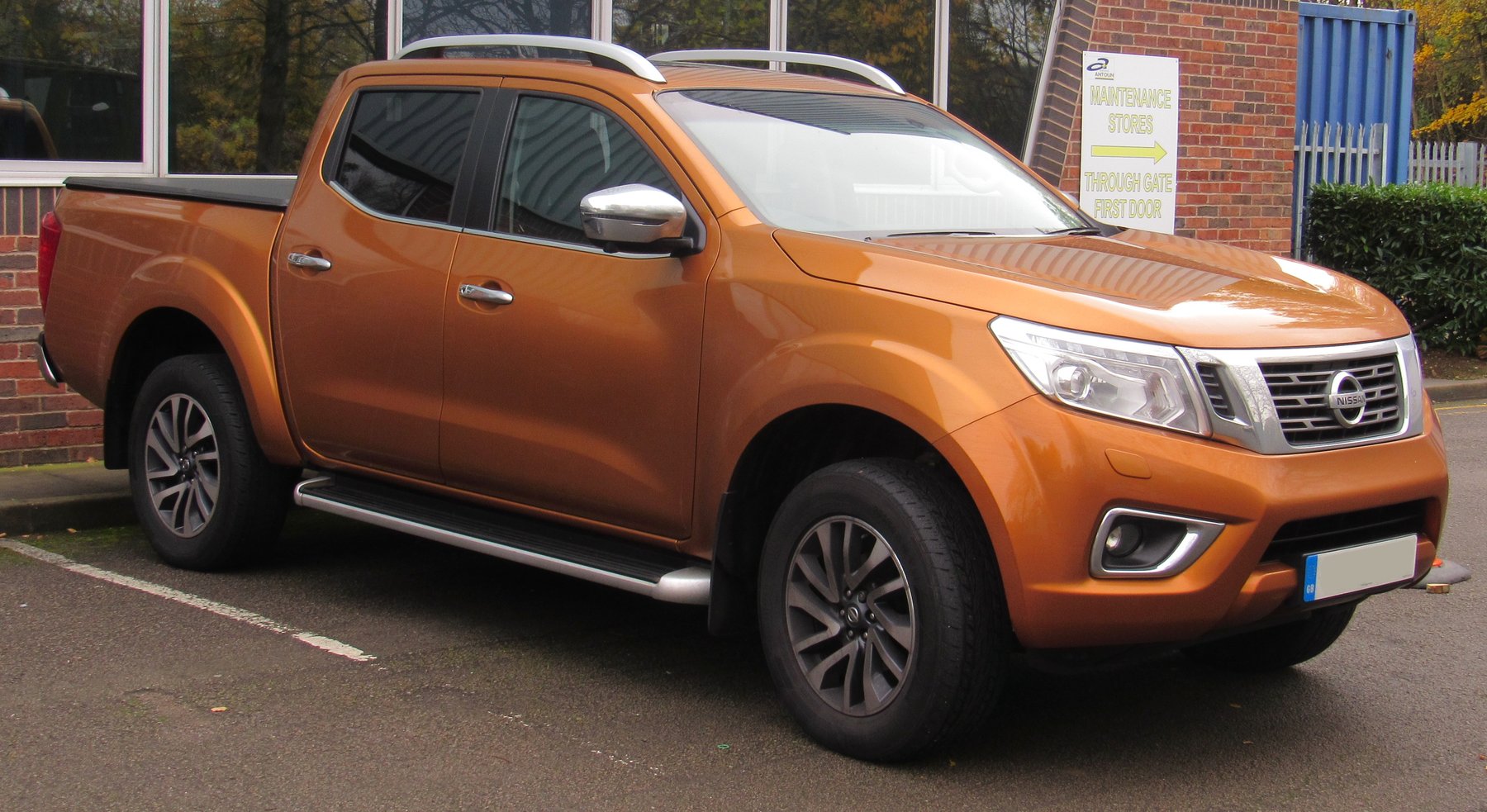 Van Nissan NP300