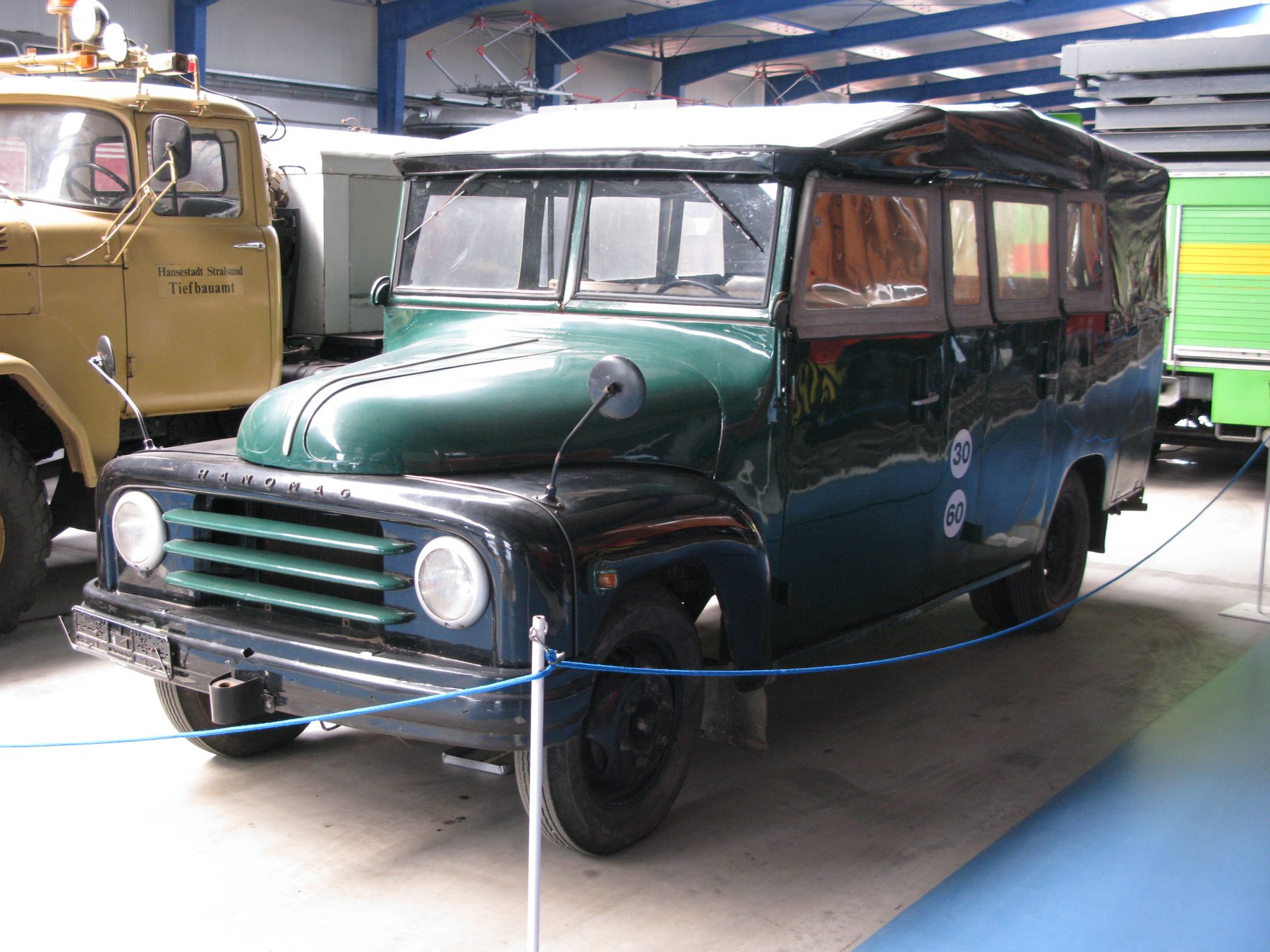 Truck Hanomag L28 HA5400