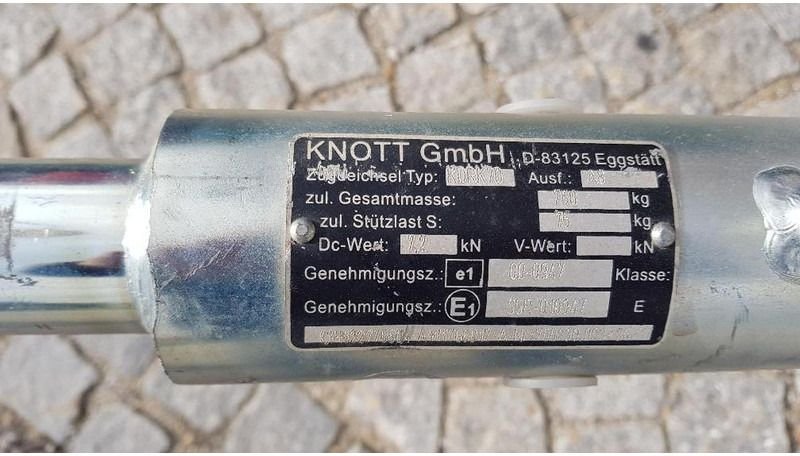 Trailer Omavalmiste KNOTT GFA 1880