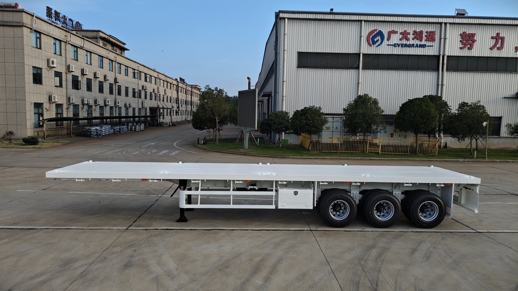 Trailer Dennison TRI-AXLE SEMI TRAILER