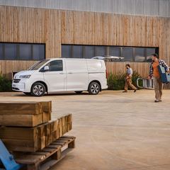 Volkswagen KASTENWAGEN 21-1500 1T/2400