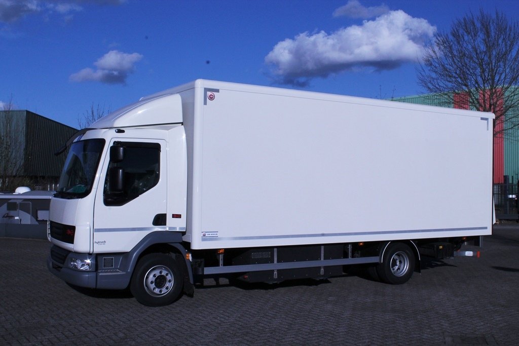 Truck Hytruck C12E