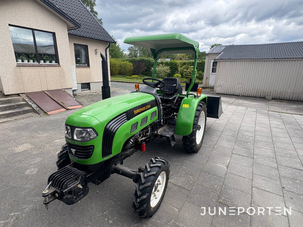 Tractor Europard TG 1854