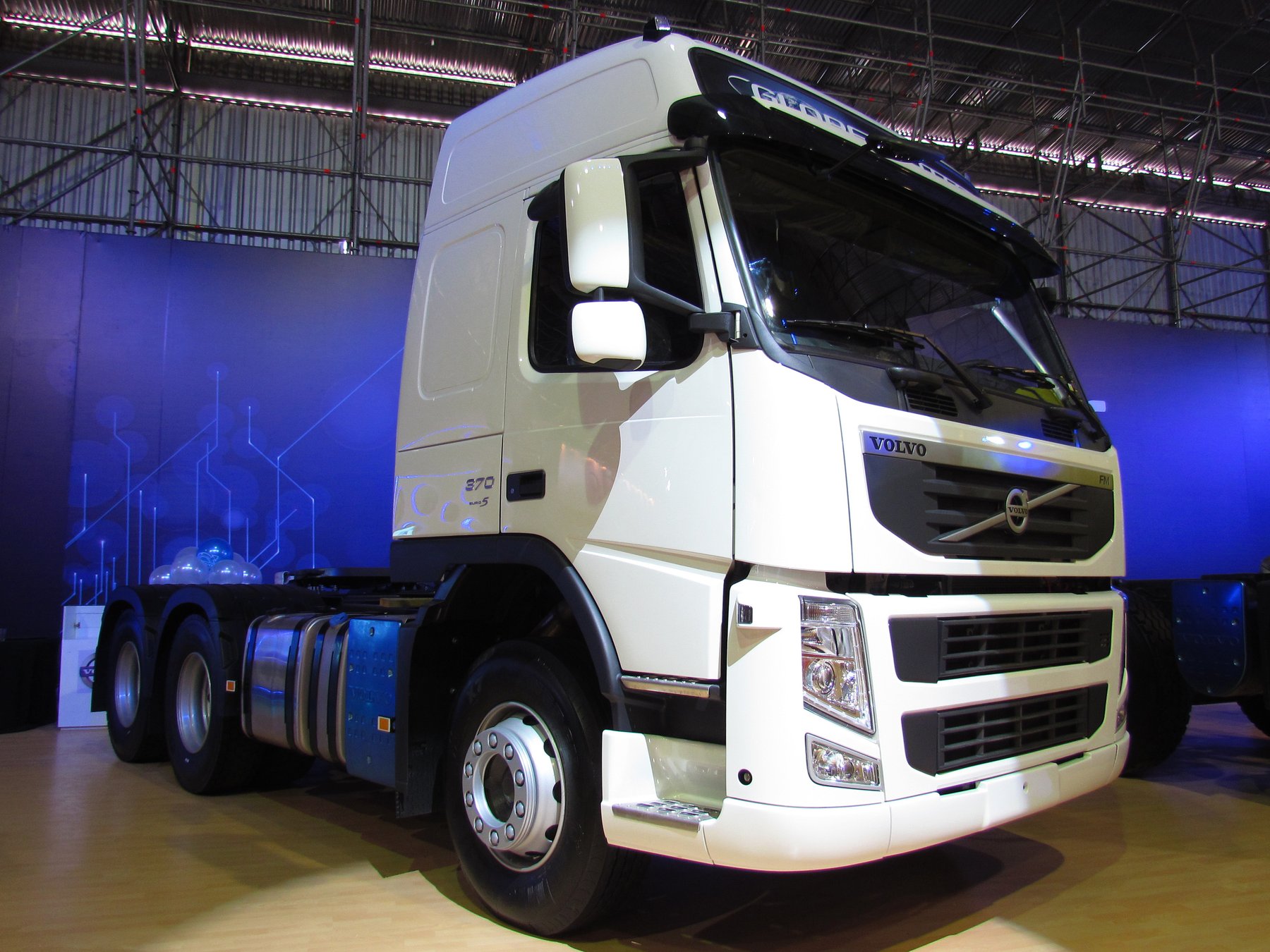 Volvo SERIEN, FM370