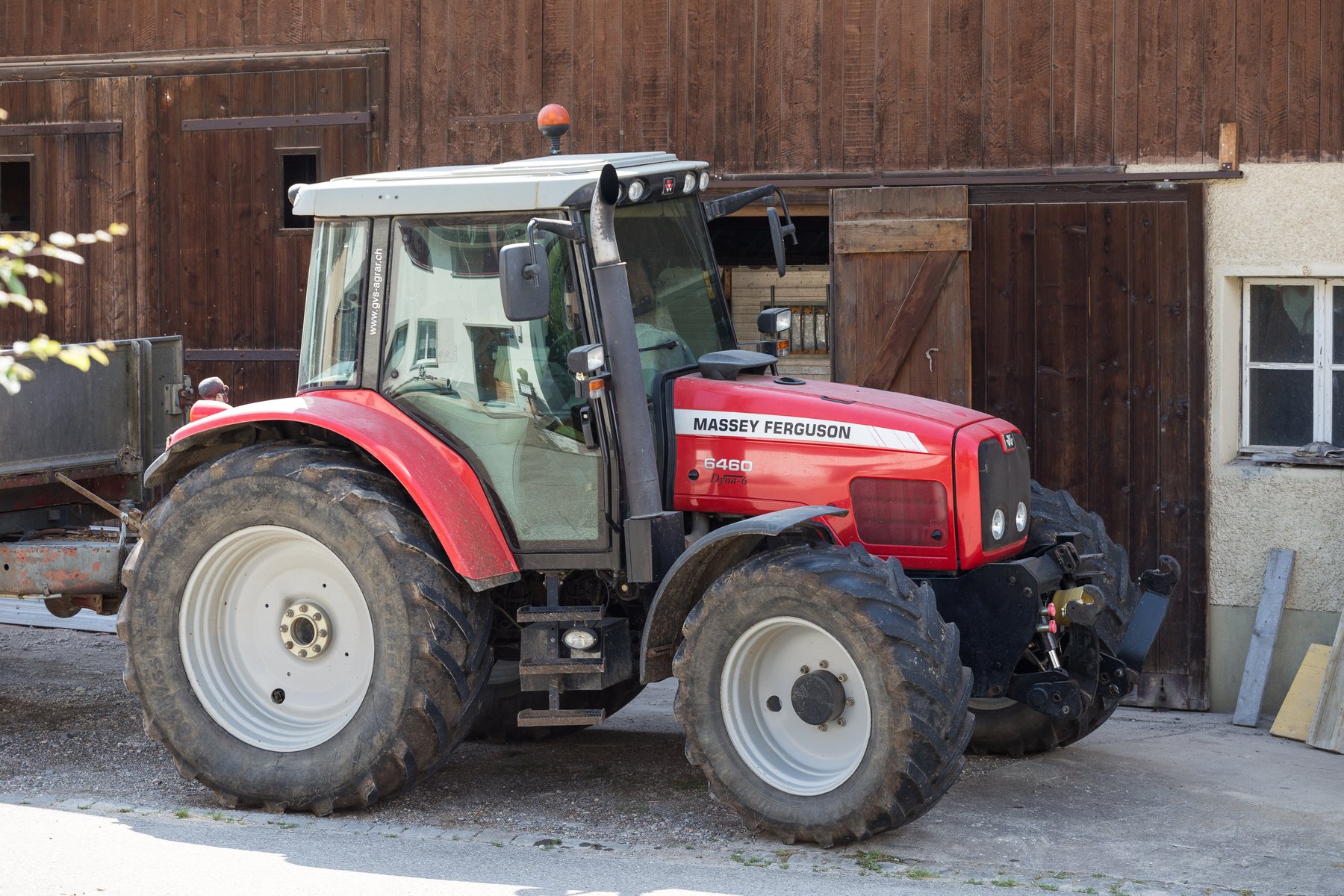 Tractor Massey Ferguson 6460 Dyna-6