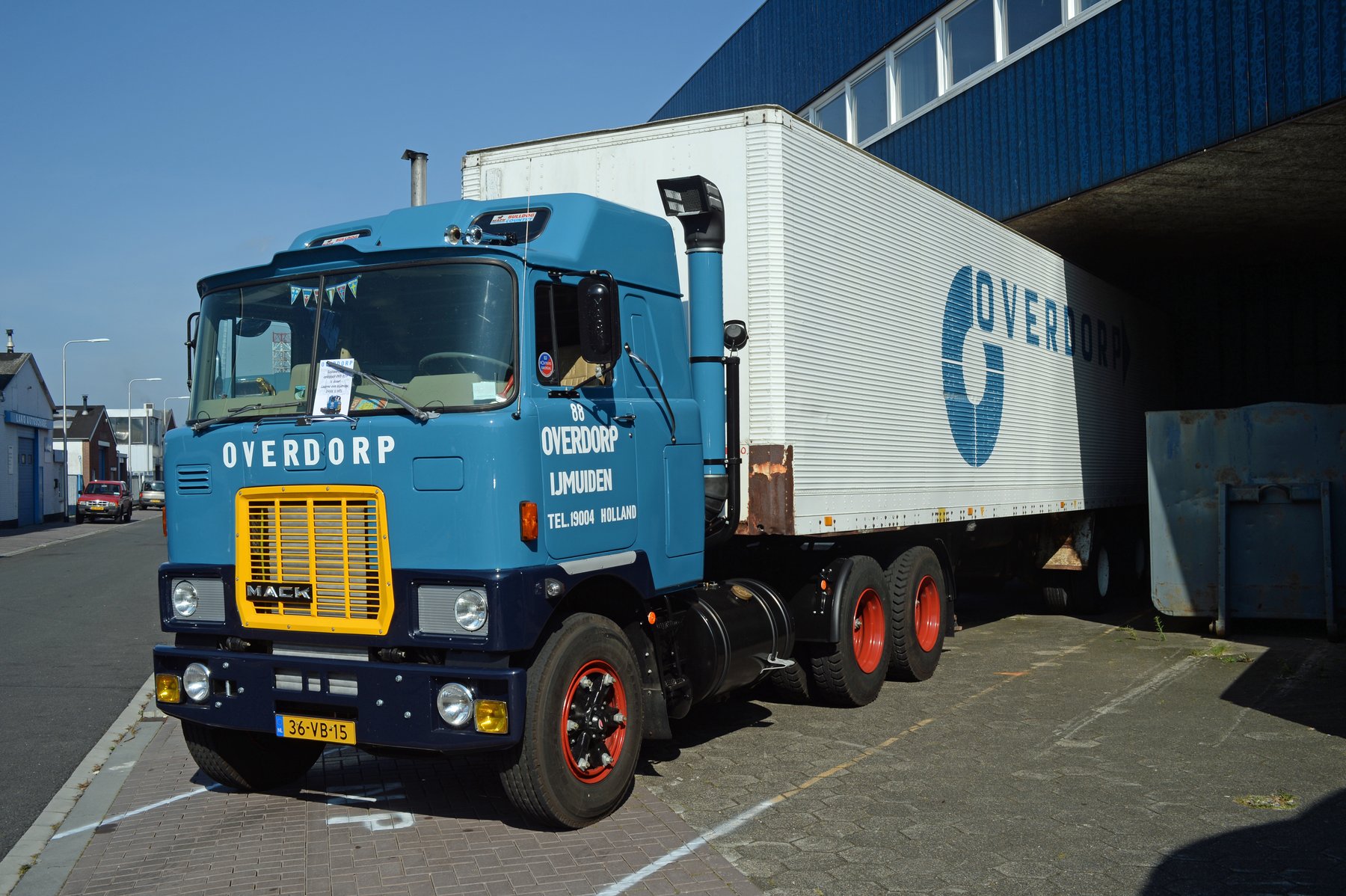 Mack F 786 ST