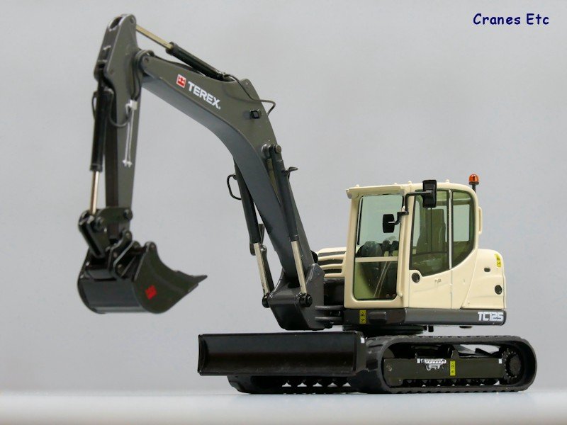 Excavator Ingersoll Rand ZX125