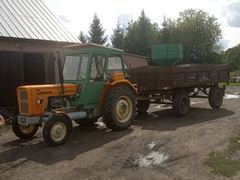Ursus C-360 vineyard