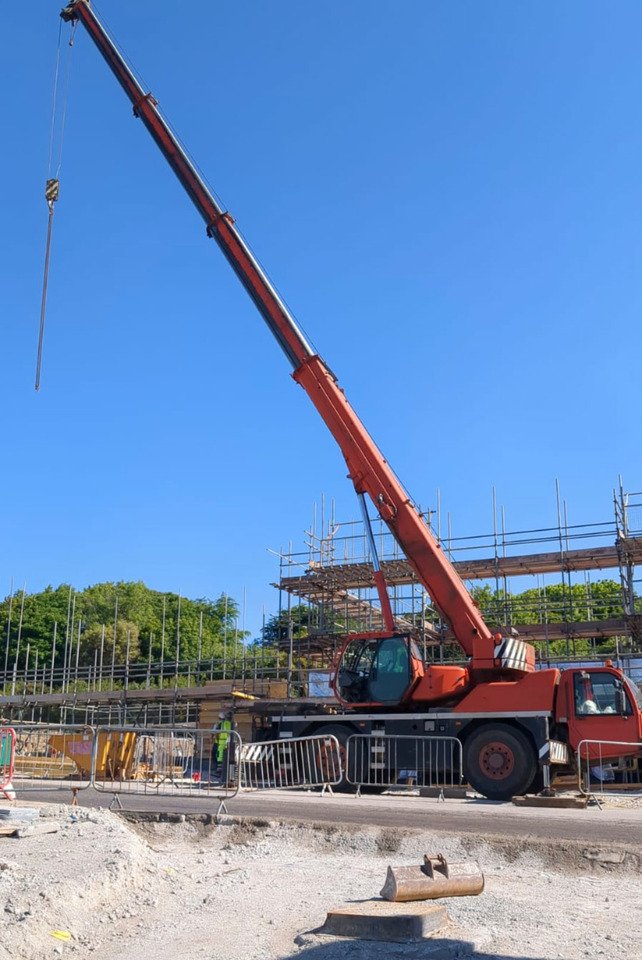 Mobile & rough terrain cranes Terex ATT400-3