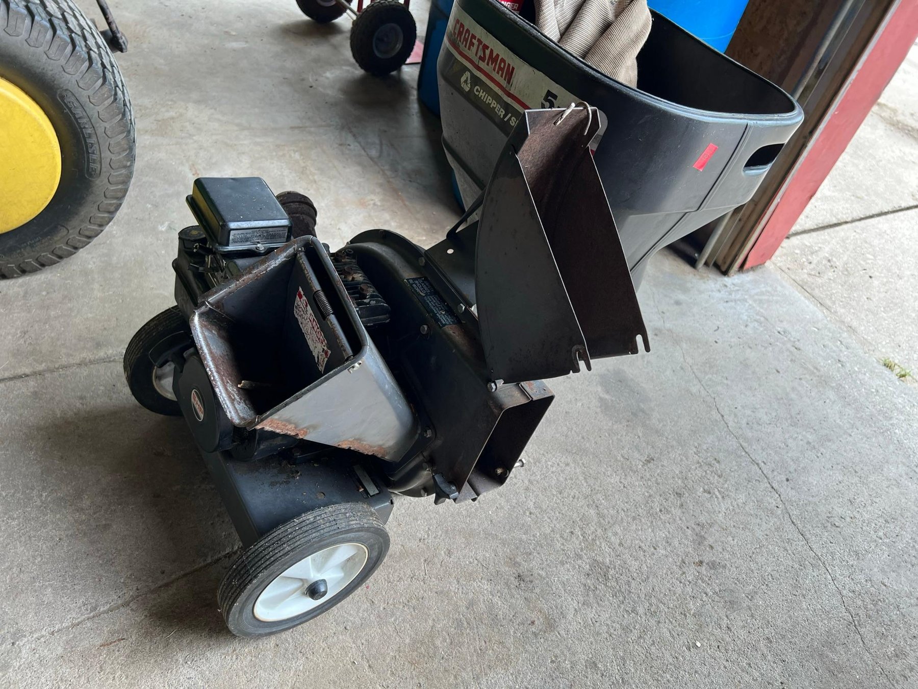 Chippers & shredders CRAFTSMAN 247.775860 - Craftsman Chipper Shredder