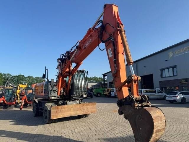 Excavator Hitachi ZX210W-3