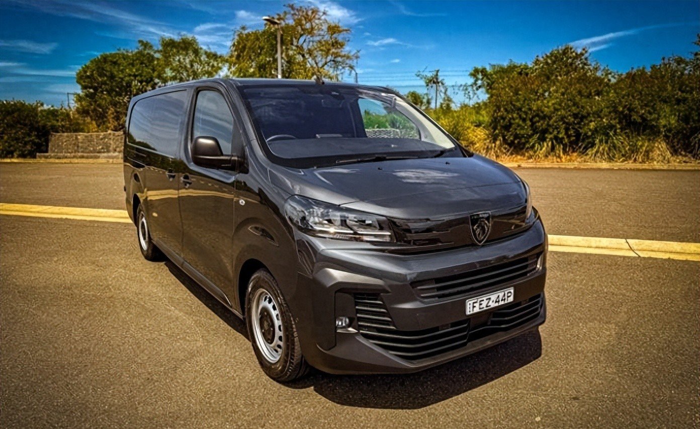 Van Peugeot EXPERT 220C ST 1.9D