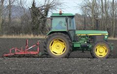 John Deere 3350 (A)