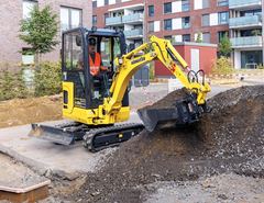 Komatsu PC20-2