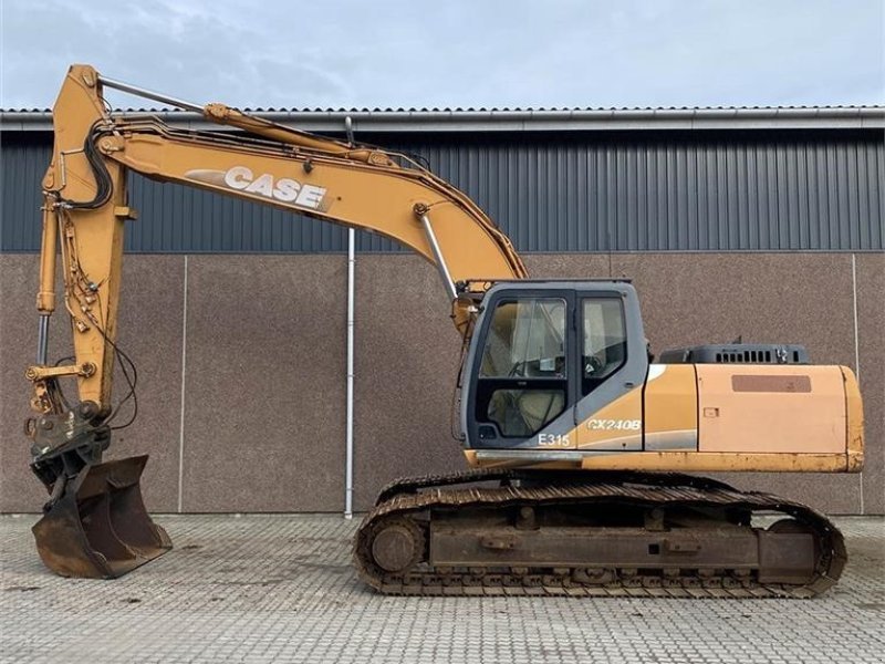 Excavator Case CX240 Long Reach