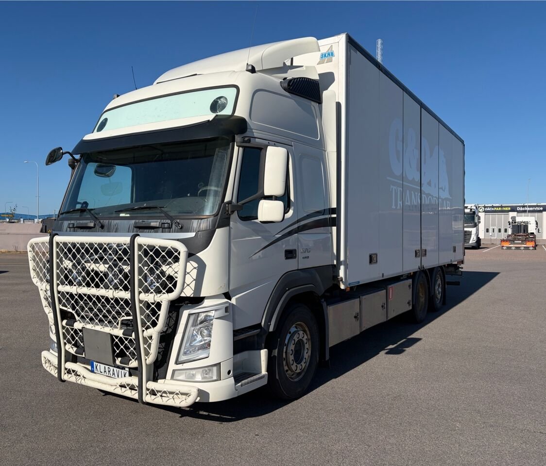 Truck Volvo FM12-FM62RB-6X2/370+137