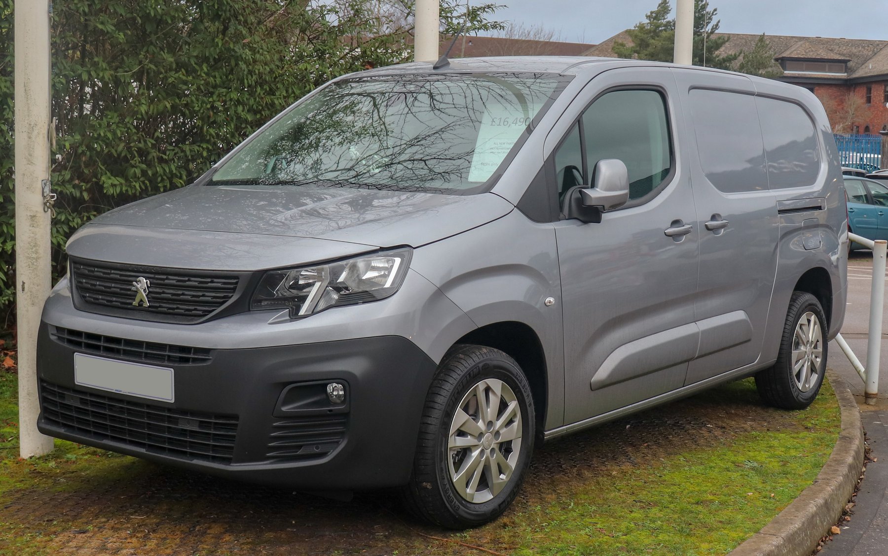 Peugeot 350L DC 2.5D