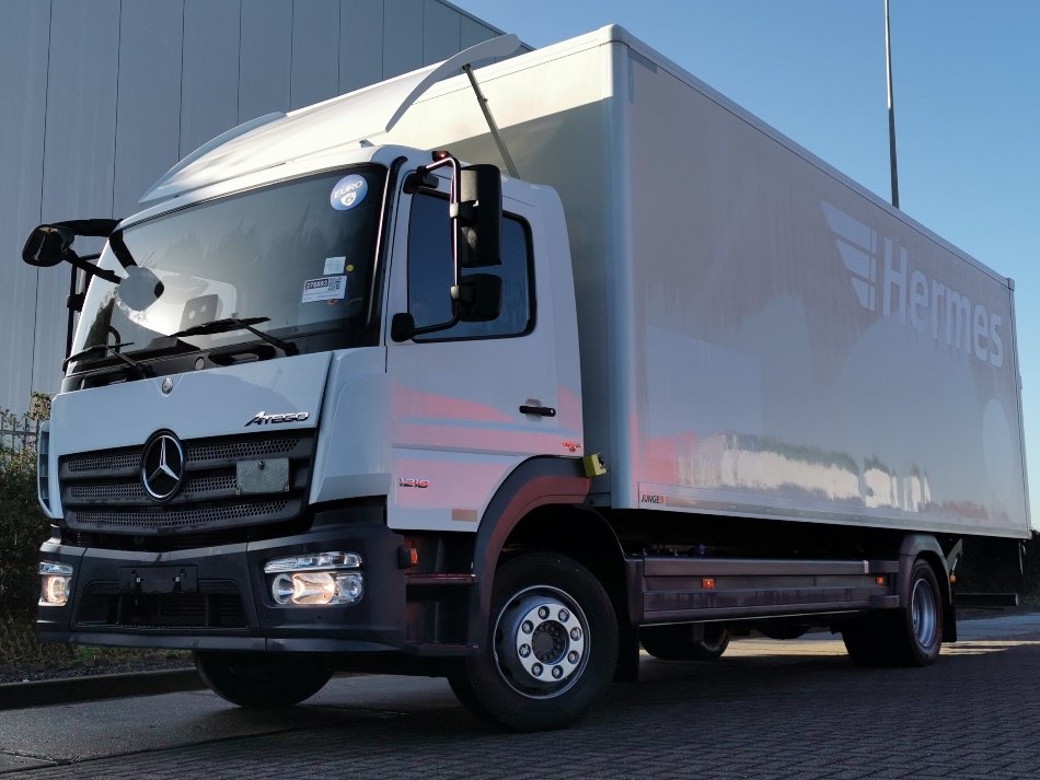 Truck Mercedes Benz 1218L-97025/476