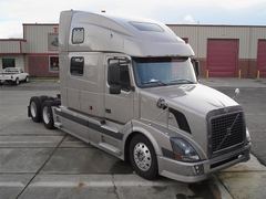 Volvo VNL780