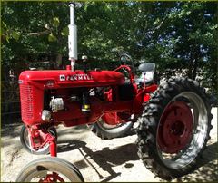 Farmall McCormick Farmall 130