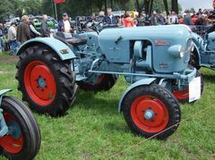 Eicher 586