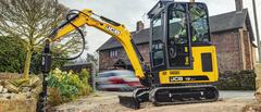 JCB 3TS-8W