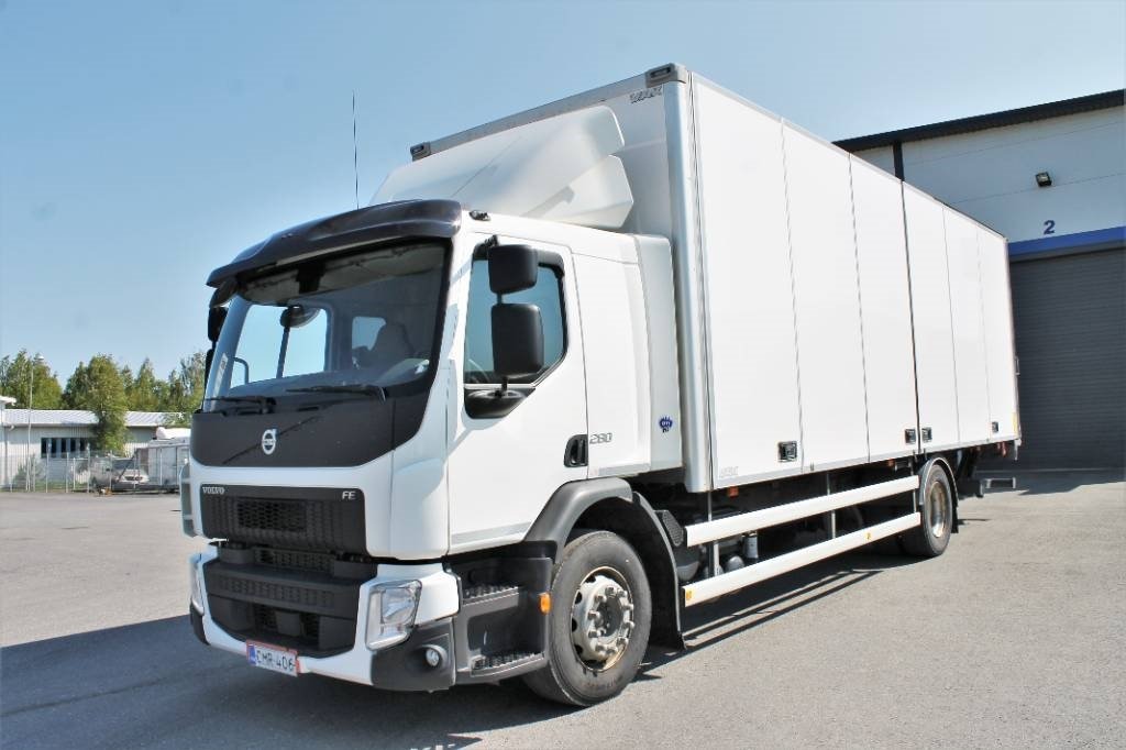 Volvo Umpikorinen (BB) 2ov 5980cm3