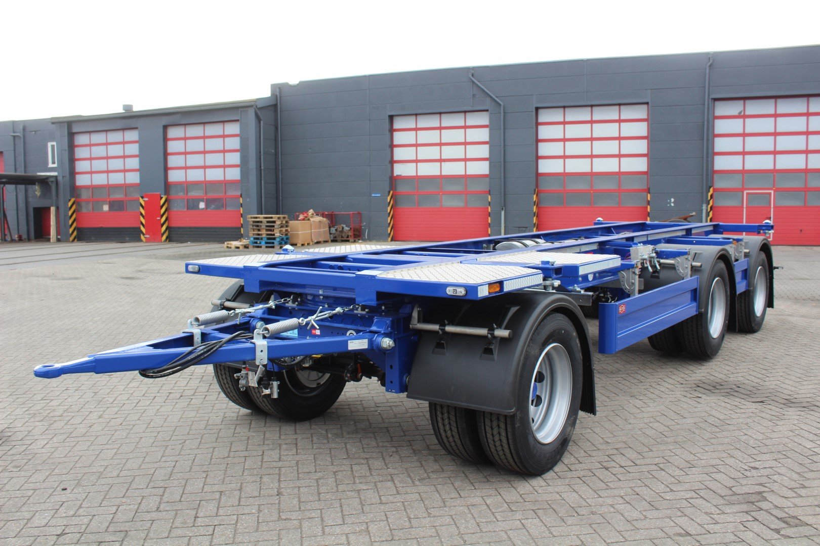 Trailer Pacton AXC 330