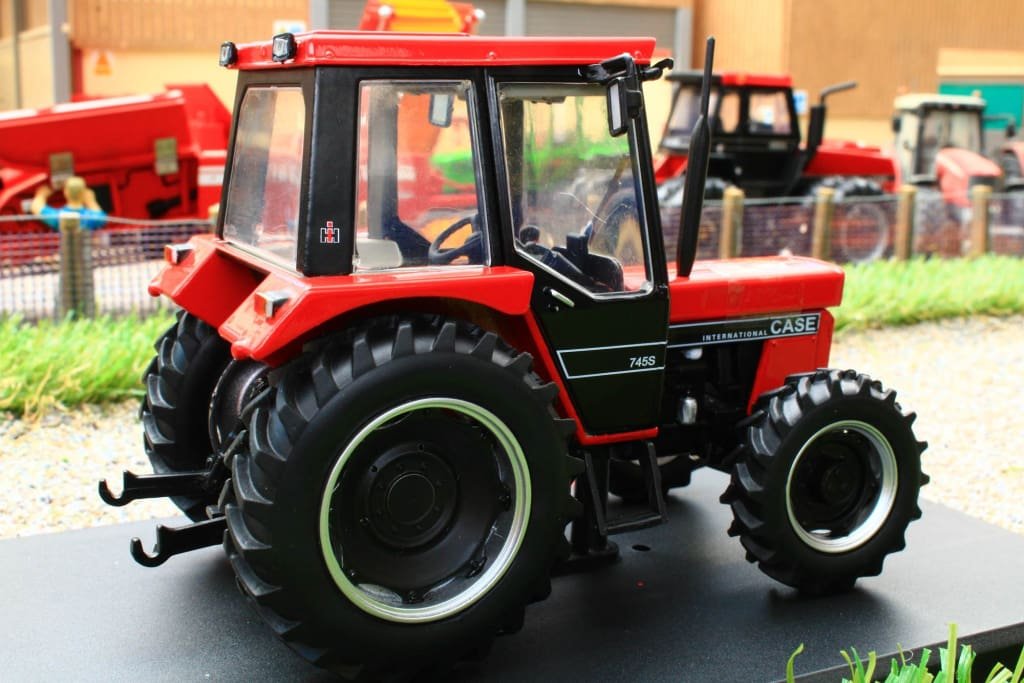 Traktor Case 1270