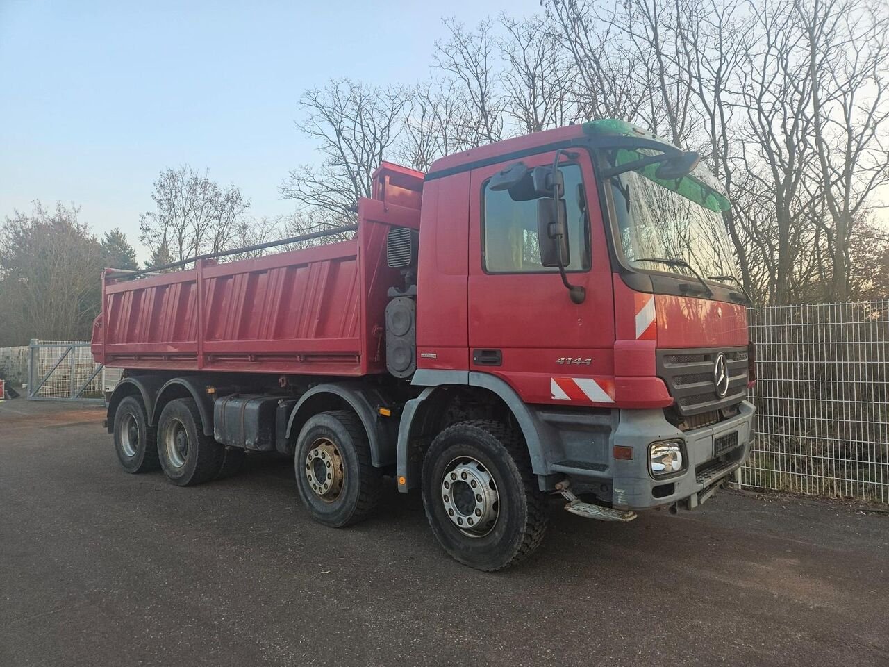 Truck Mercedes Benz ACTROS 4144 K