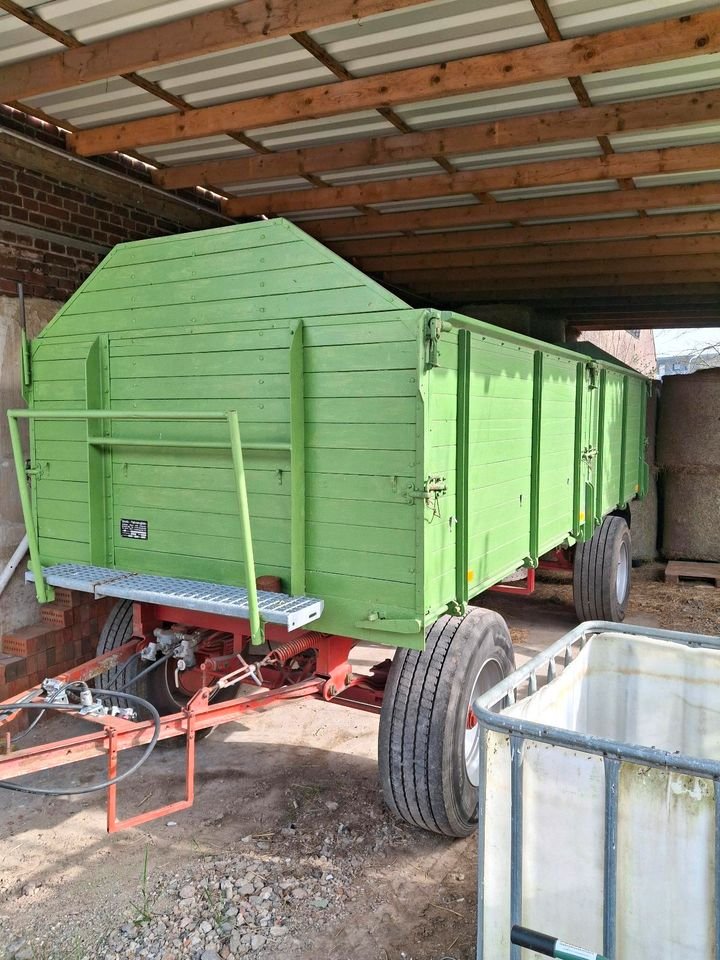 Trailer JOHN EIGENBOUW