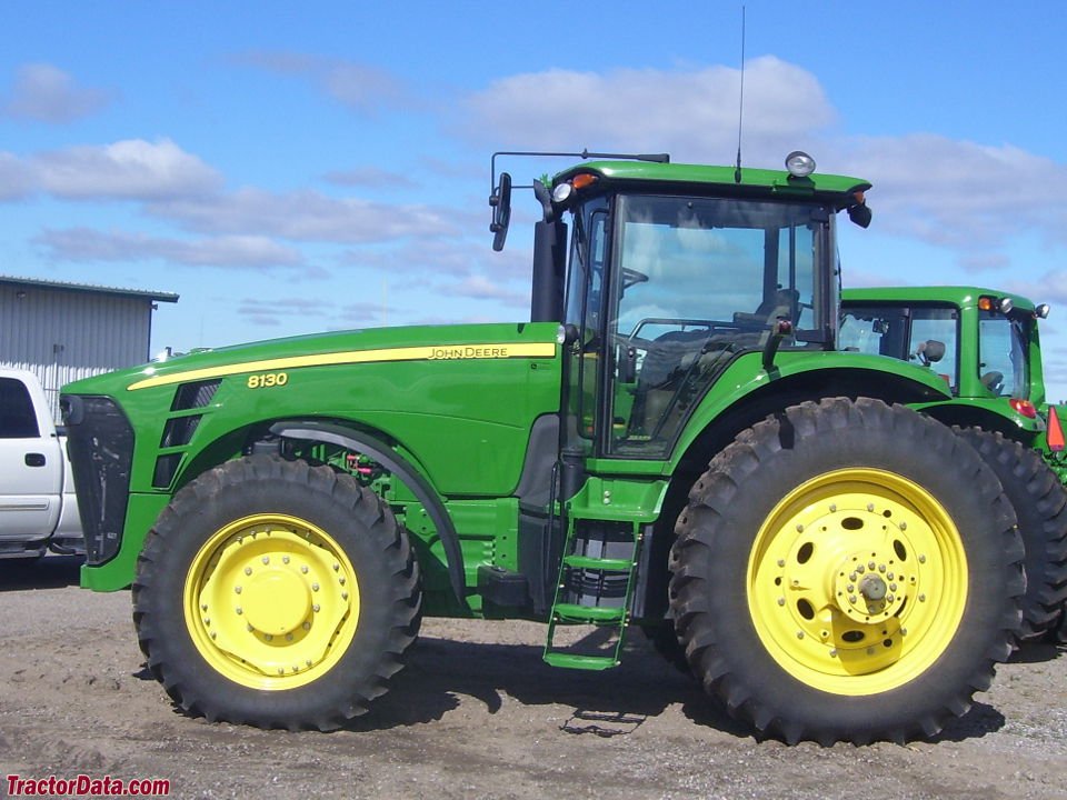 Tractor John Deere 8130 (A)