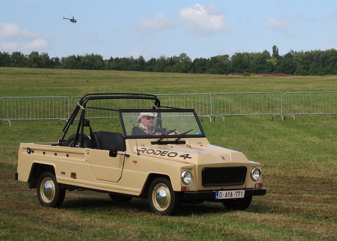 Van Renault R 4 RODEO