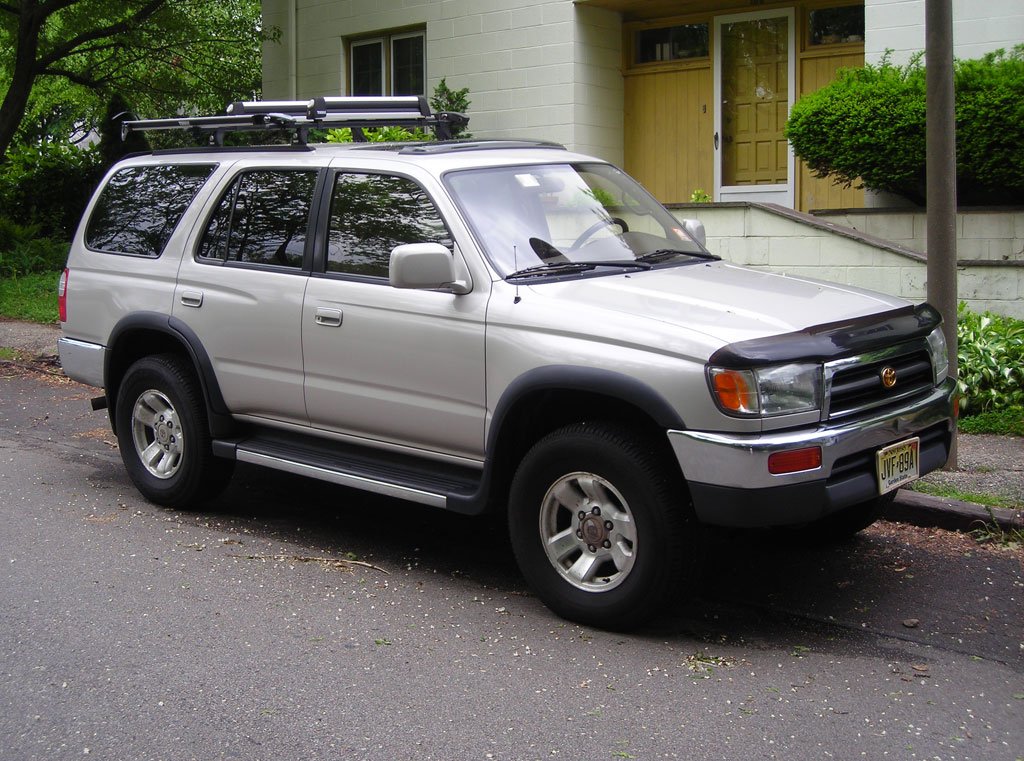 Van Toyota 4 RUNNER