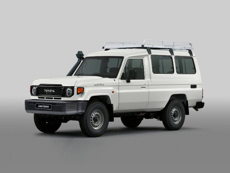 Van Toyota 5D LAND CRUISER