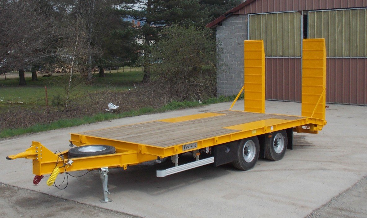 Anhänger Fournier PB12G1P