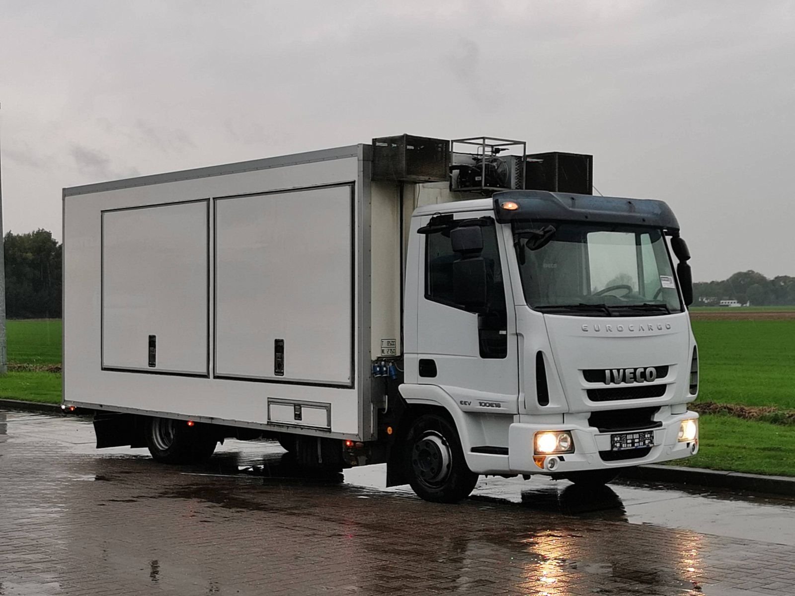 Truck Iveco EUROCARGO 100E21K TIPPER S-A