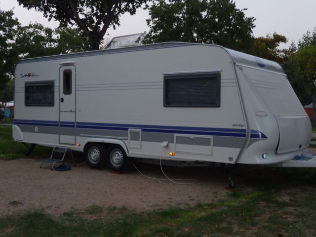 Car trailers up to 3.5 t HOBBY 610 UF Prestige