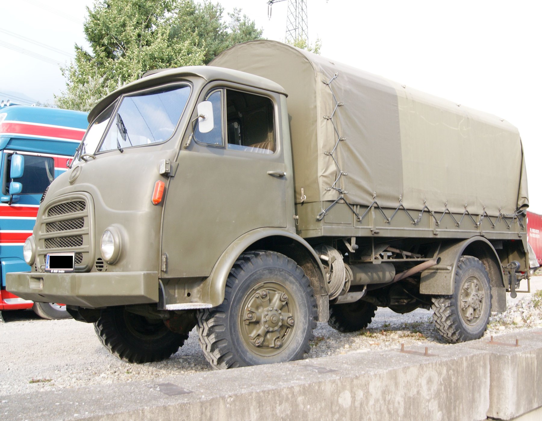 Truck Steyr 9S18/P43/4X2