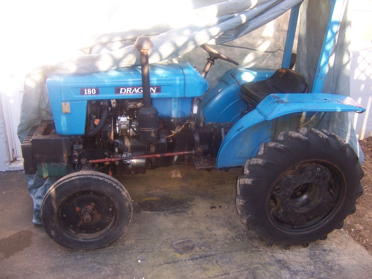 Tractor Mahindra FS180