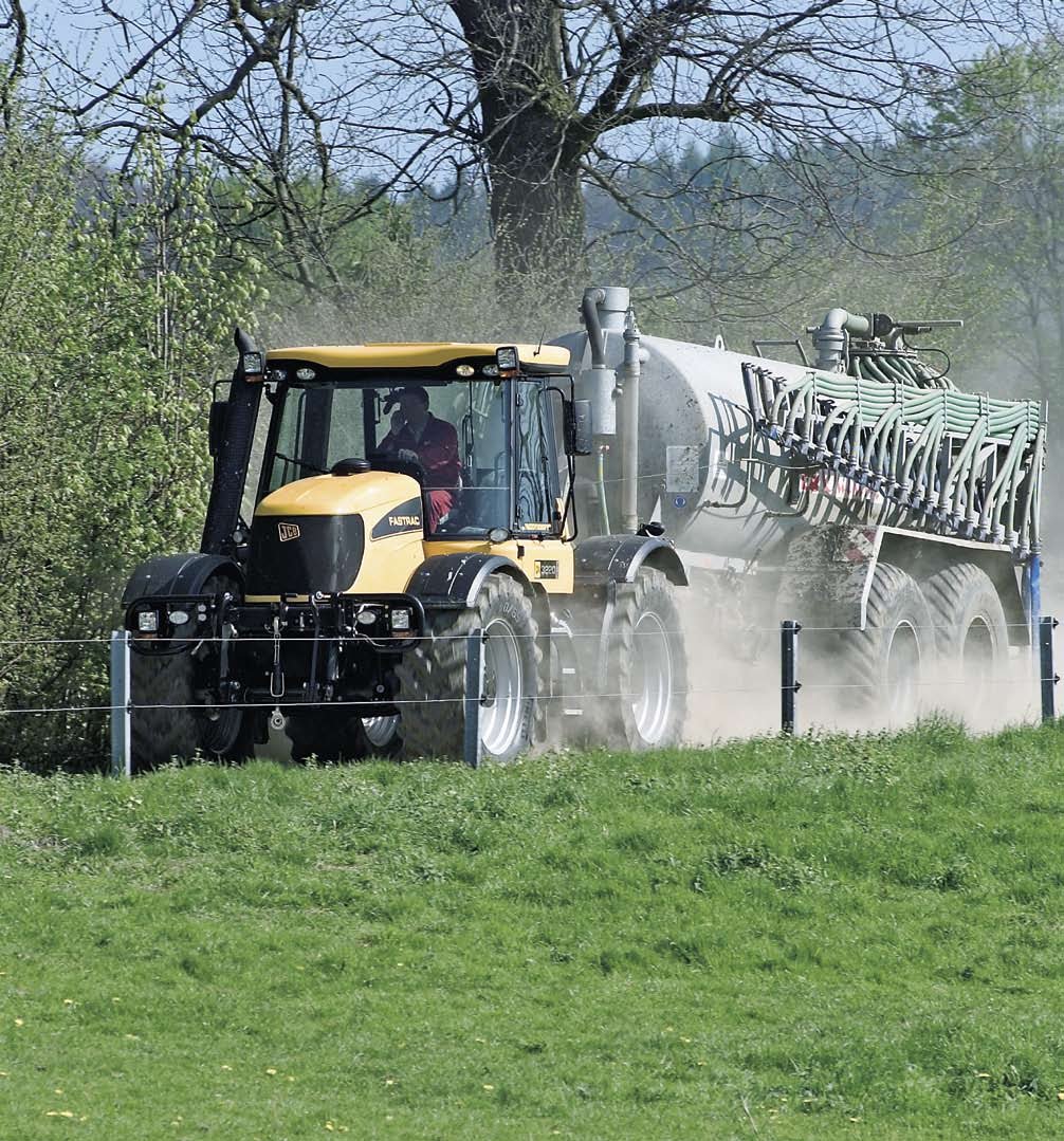 Traktor JCB 3220