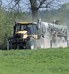 JCB 3220