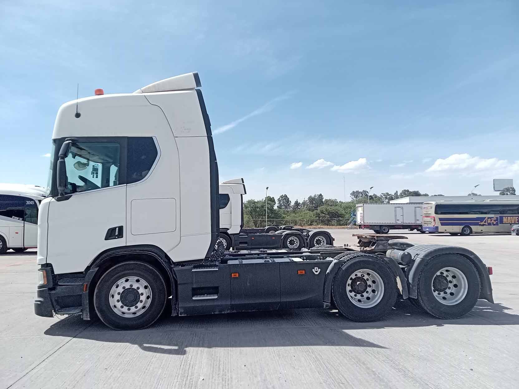 Scania 620 LB 8X2/4MNB