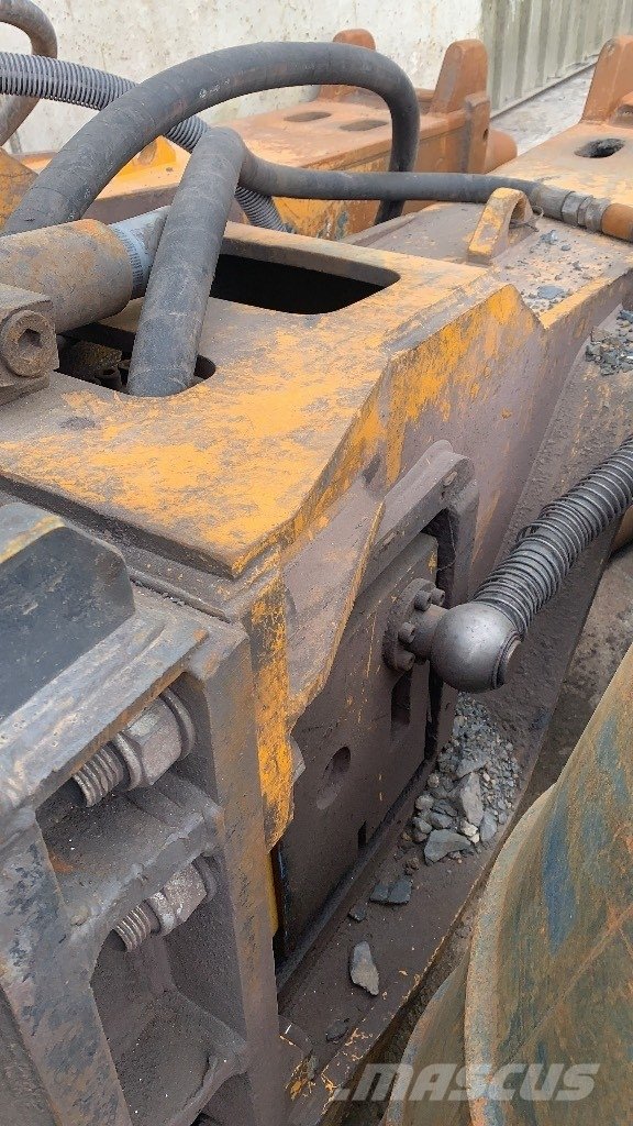 Hydraulic breakers Atlas Copco HB 4200