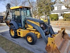 John Deere 310J
