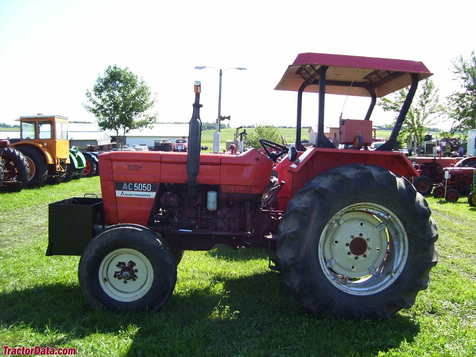Tractor Allis Chalmers 5050 low profile