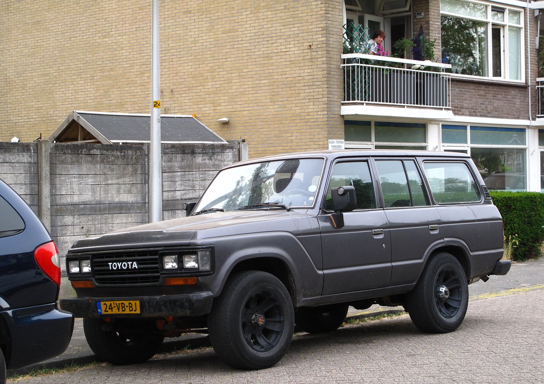 Van Toyota LANDCRUISER CUSTOMWAGON D